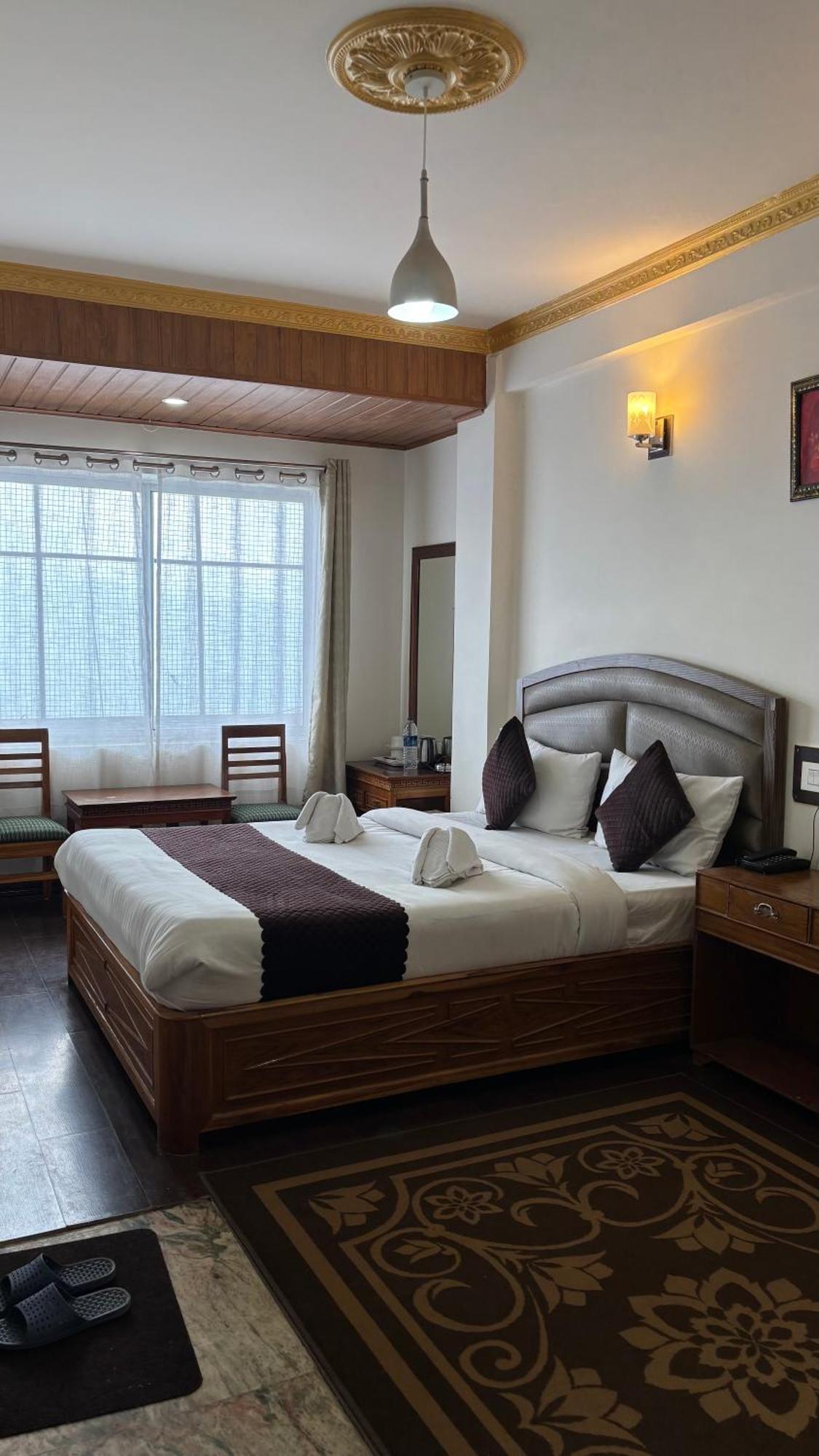 Hotel Kasturi Palace & Restaurant Darjeeling Darjeeling  Exteriör bild