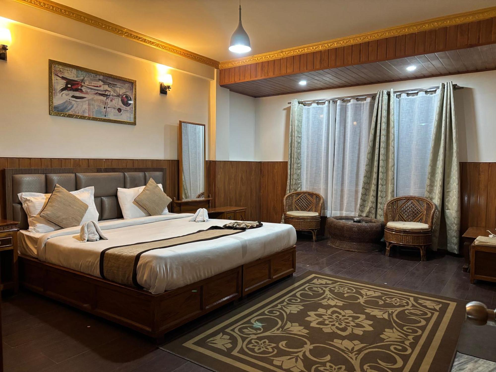 Hotel Kasturi Palace & Restaurant Darjeeling Darjeeling  Exteriör bild