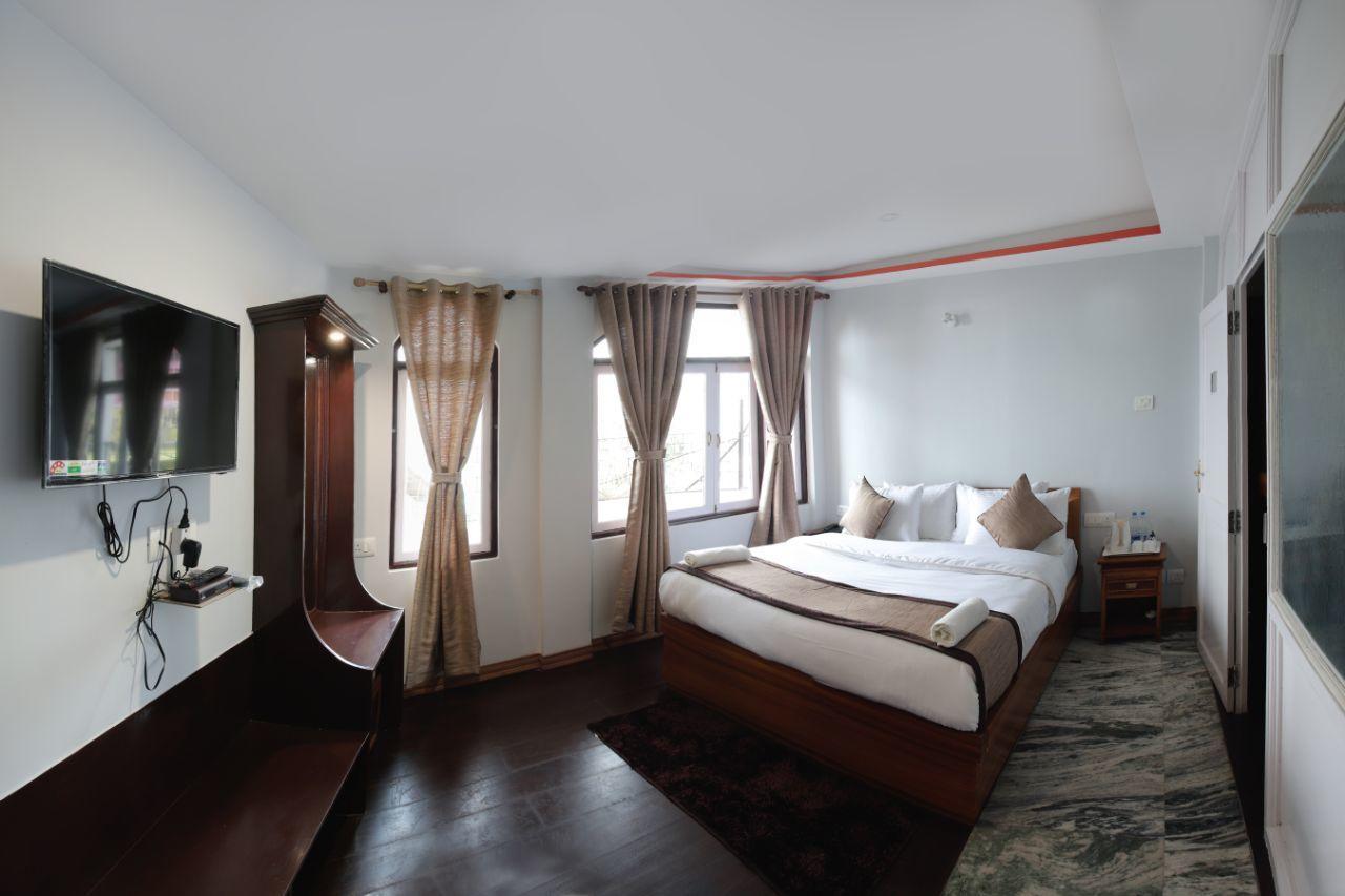 Hotel Kasturi Palace & Restaurant Darjeeling Darjeeling  Exteriör bild